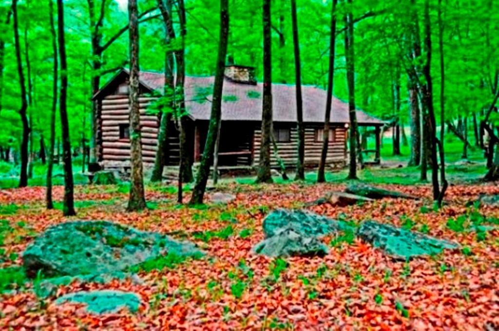Cacapon State Park Lodge Berkeley Springs Room photo