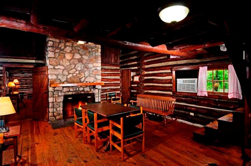 Cacapon State Park Lodge Berkeley Springs Exterior photo