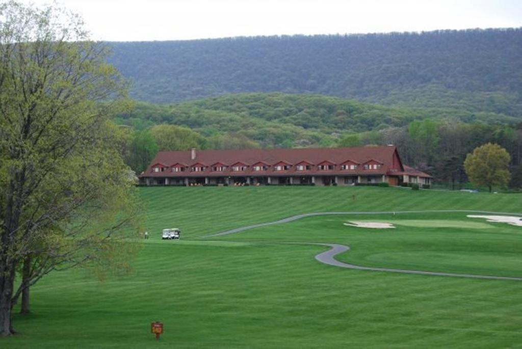 Cacapon State Park Lodge Berkeley Springs Exterior photo